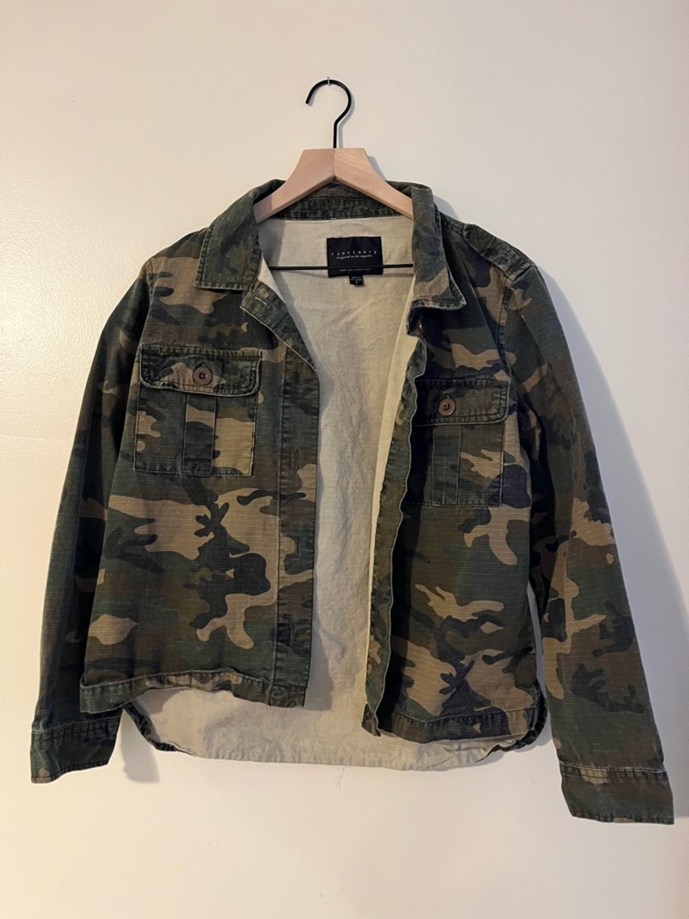 Sanctuary Camo Button-Down Jacket in Olive and Brown size small